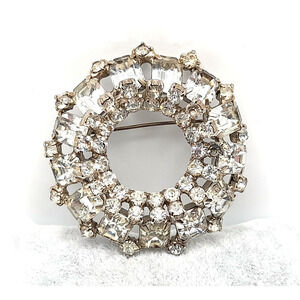 Vintage Clear Rhinestone Wreath Brooch Emerald Cut Wedding Pin 1950s